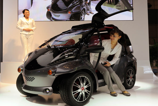 5-smart-insect-toyota-japan-afp-670